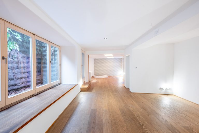 Aigner Immobilien GmbH - Immobilienangebot - 80469 München - Zentrum-Altstadt - Erdgeschosswohnung - Einzigartiges Gartenloft im Glockenbachviertel – modernes Wohnkonzept auf zwei Ebenen