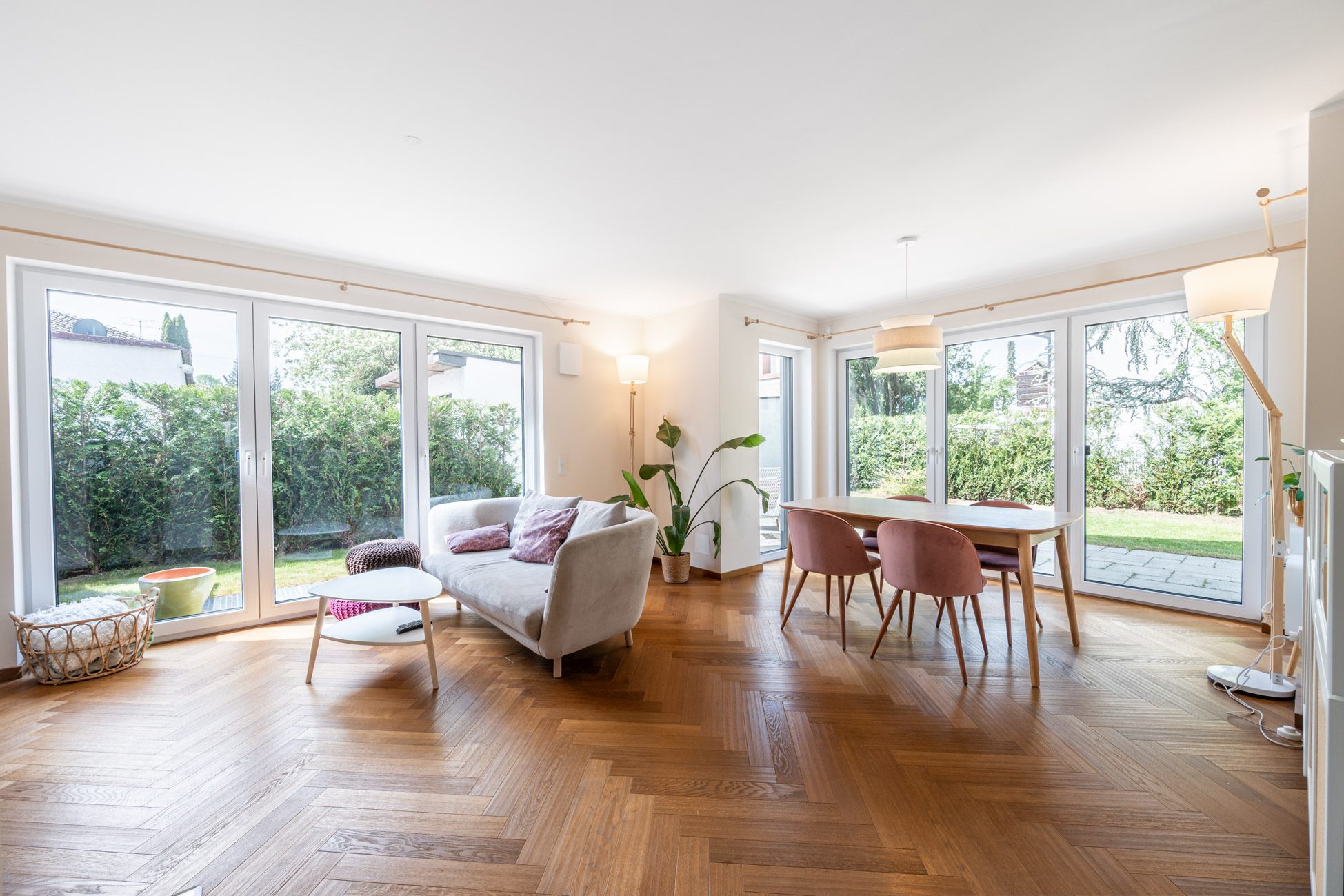 Aigner Immobilien GmbH - Immobilienangebot - 81739 München - Waldperlach - Doppelhaushälfte - Neuwertige Doppelhaushälfte mit großzügigem Garten und viel Wohnkomfort