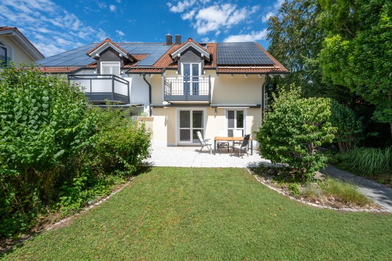 Aigner Immobilien GmbH - Immobilienangebot - 85652 Pliening - Pliening - Doppelhaushälfte - Ein Zuhause zum Wohlfühlen – Sehr schöne Doppelhaushälfte in Pliening bei München