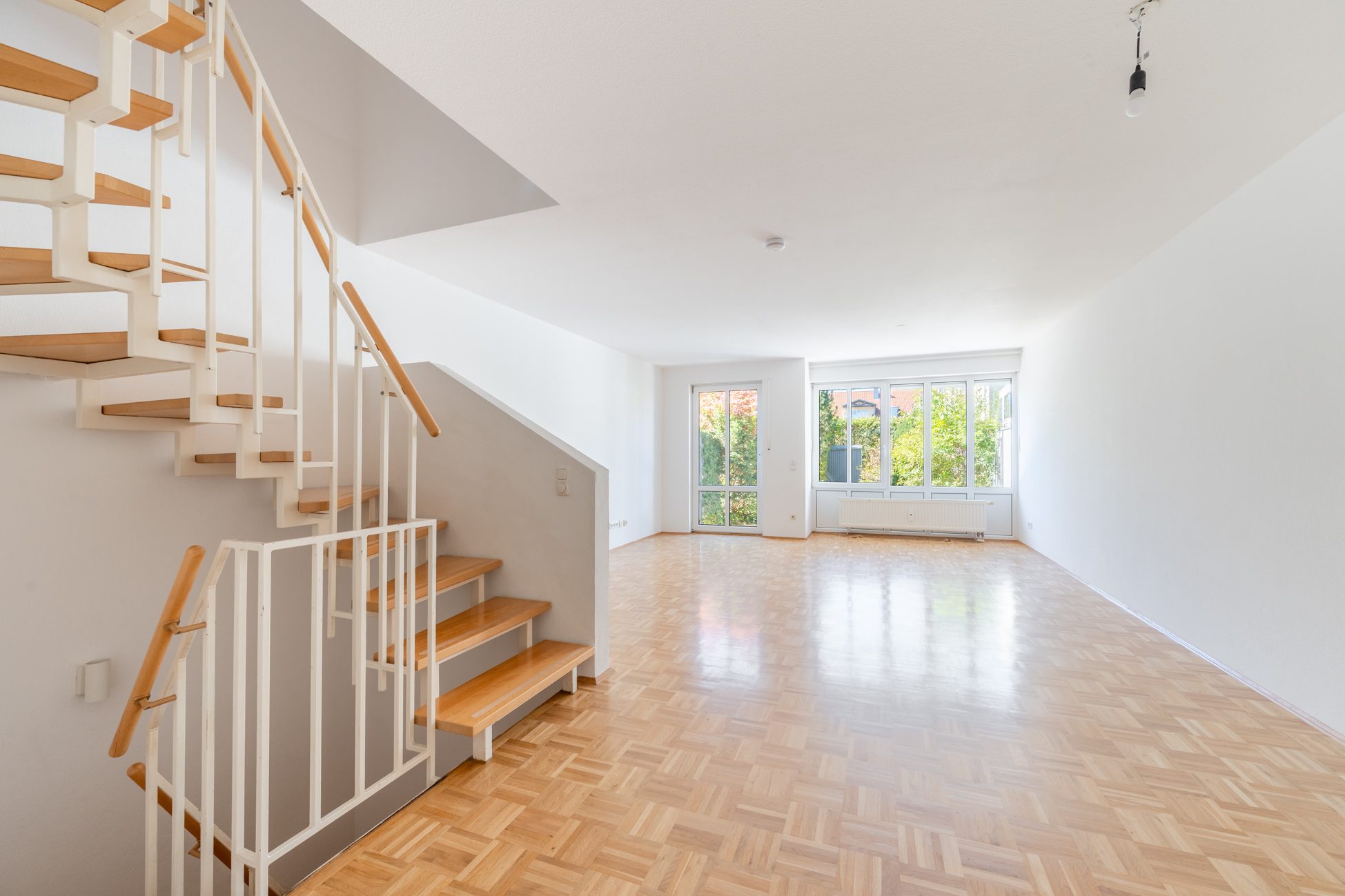 Aigner Immobilien GmbH - Immobilienangebot - 81739 München - Waldperlach - Maisonettewohnung - Wohnen wie im eigenen Reihenhaus – charmante Maisonette mit Westgarten!
