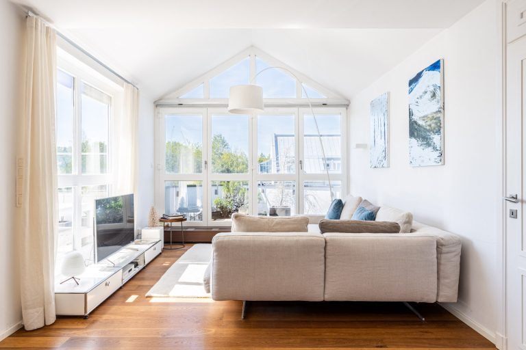 Aigner Immobilien GmbH - Immobilienangebot - 81927 München - Bogenhausen - Maisonettewohnung - Hochwertige Maisonettewohnung mit Dachterrassen in Bogenhausen
