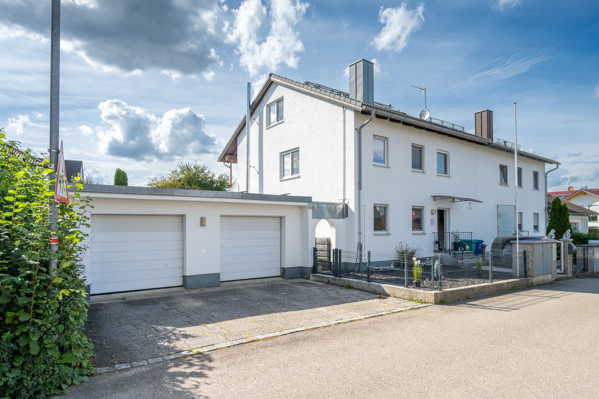 Aigner Immobilien GmbH - Immobilienangebot - 82272 Moorenweis - Moorenweis - Doppelhaushälfte - Großzügige Doppelhaushälfte mit Einliegerwohnung