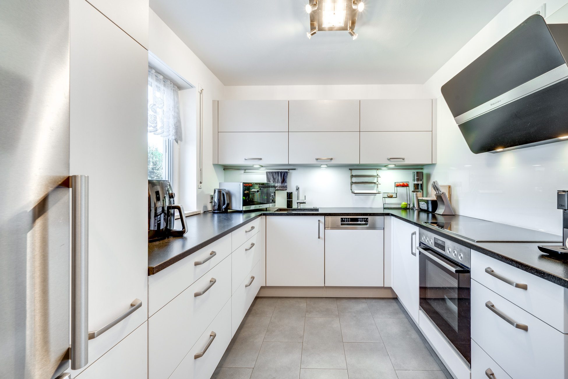 Aigner Immobilien GmbH - Immobilienangebot - 82272 Moorenweis - Moorenweis - Doppelhaushälfte - Großzügige Doppelhaushälfte mit Einliegerwohnung