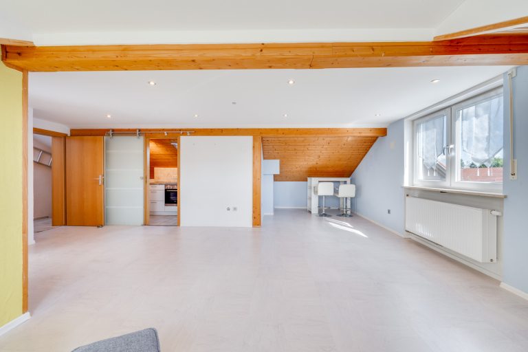 Aigner Immobilien GmbH - Immobilienangebot - 82272 Moorenweis - Moorenweis - Doppelhaushälfte - Großzügige Doppelhaushälfte mit Einliegerwohnung