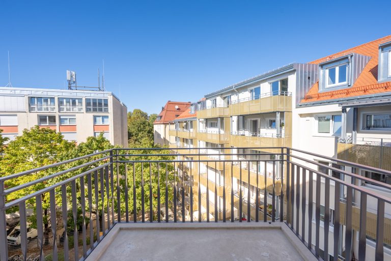 Aigner Immobilien GmbH - Immobilienangebot - 80634 München - Neuhausen - Etagenwohnung - 2-Zimmer-Wohnung mit Innenhofbalkon in Top-Lage - ideal zur Eigennutzung oder Kapitalanlage