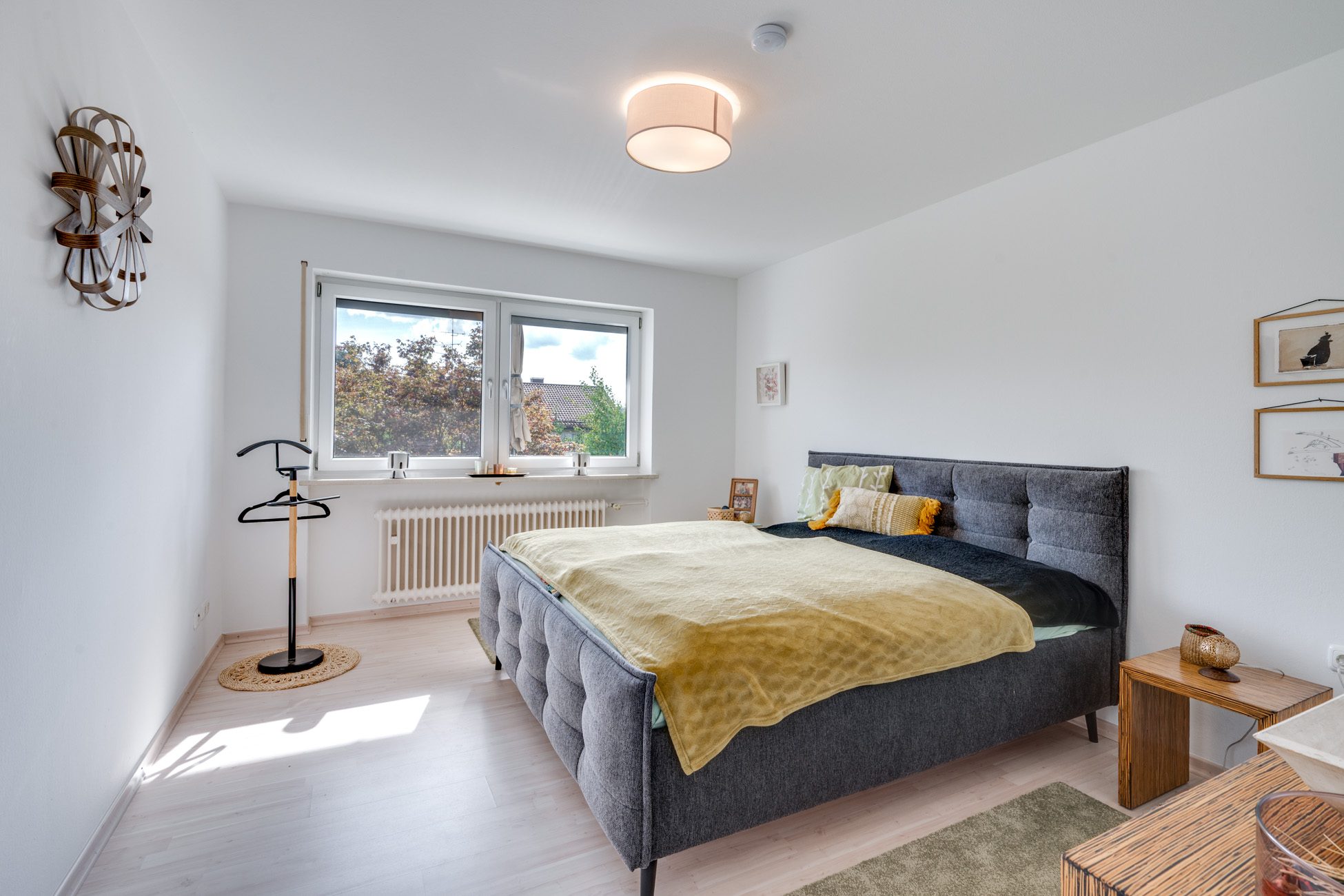 Aigner Immobilien GmbH - Immobilienangebot - 85625 Glonn - Glonn - Doppelhaushälfte - Großzügige Doppelhaushälfte mit zwei separaten Wohnungen und weitläufigem Garten