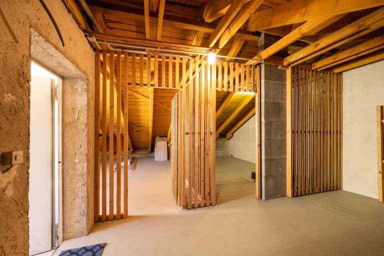 Aigner Immobilien GmbH - Immobilienangebot - 85625 Glonn - Glonn - Doppelhaushälfte - Großzügige Doppelhaushälfte mit zwei separaten Wohnungen und weitläufigem Garten