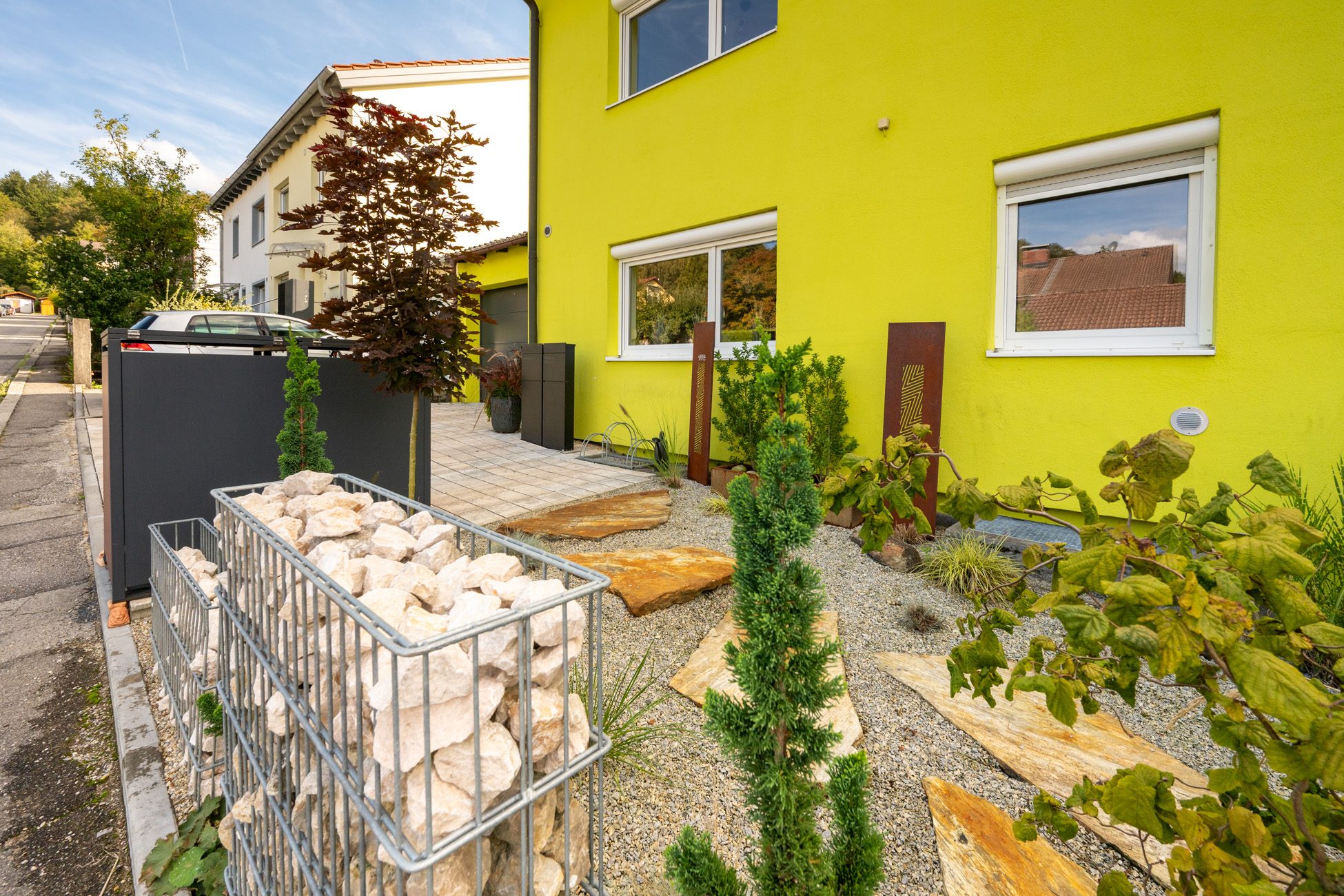 Aigner Immobilien GmbH - Immobilienangebot - 85625 Glonn - Glonn - Doppelhaushälfte - Großzügige Doppelhaushälfte mit zwei separaten Wohnungen und weitläufigem Garten