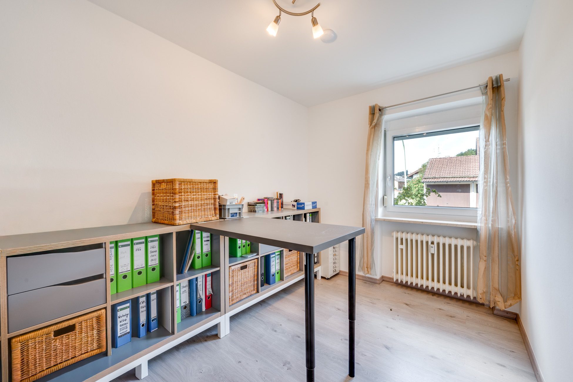 Aigner Immobilien GmbH - Immobilienangebot - 85625 Glonn - Glonn - Doppelhaushälfte - Großzügige Doppelhaushälfte mit zwei separaten Wohnungen und weitläufigem Garten