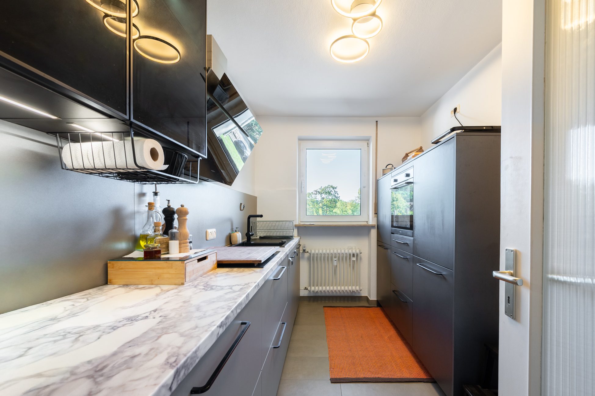 Aigner Immobilien GmbH - Immobilienangebot - 81735 München - Berg am Laim - Etagenwohnung - Vermietete 3-Zimmer-Wohnung mit Süd-Balkon in Berg am Laim