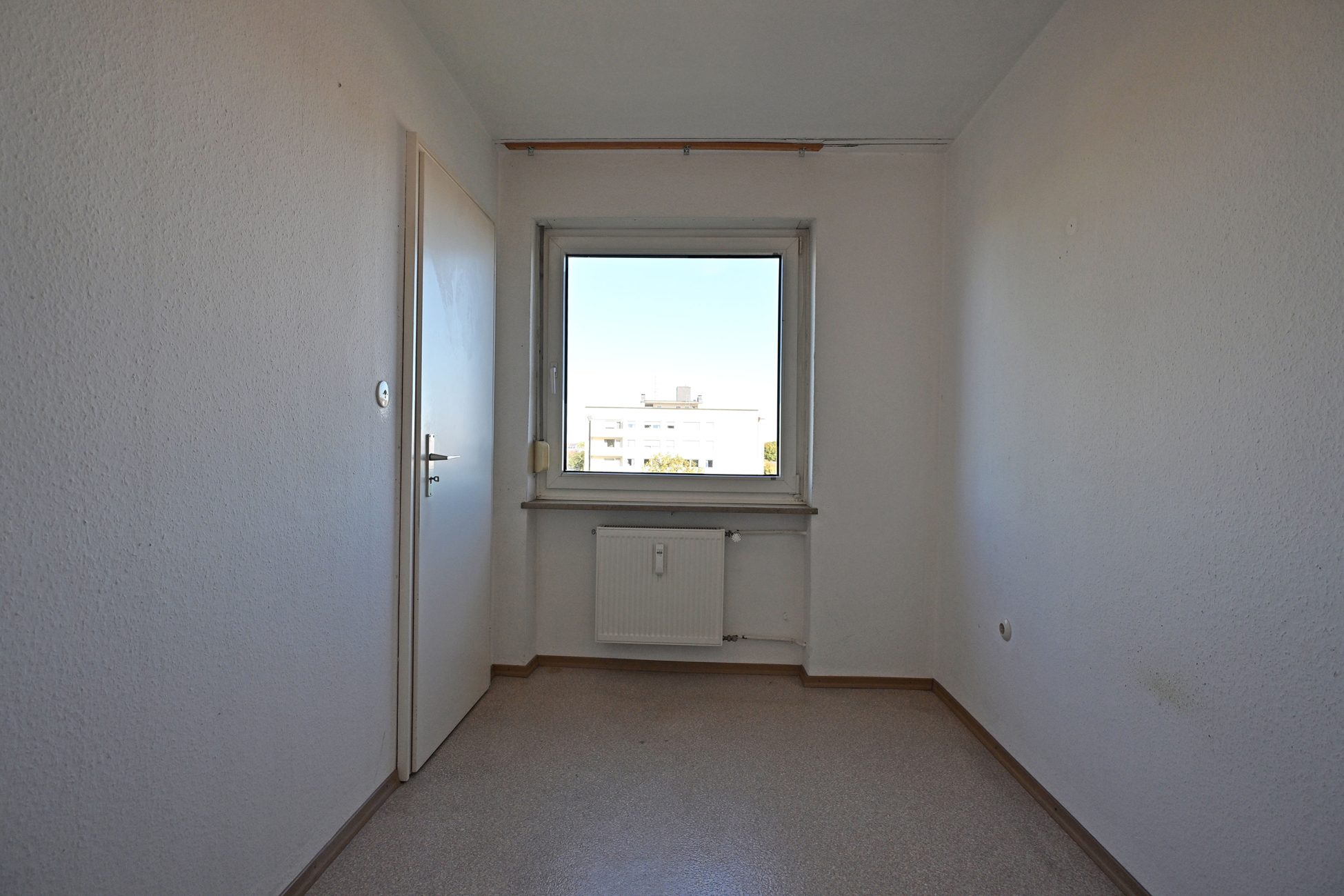 Aigner Immobilien GmbH - Immobilienangebot - 81373 München - Westpark - Etagenwohnung - 2-Zimmer Wohnung mit Blick auf die Alpen in Sendling-Westpark