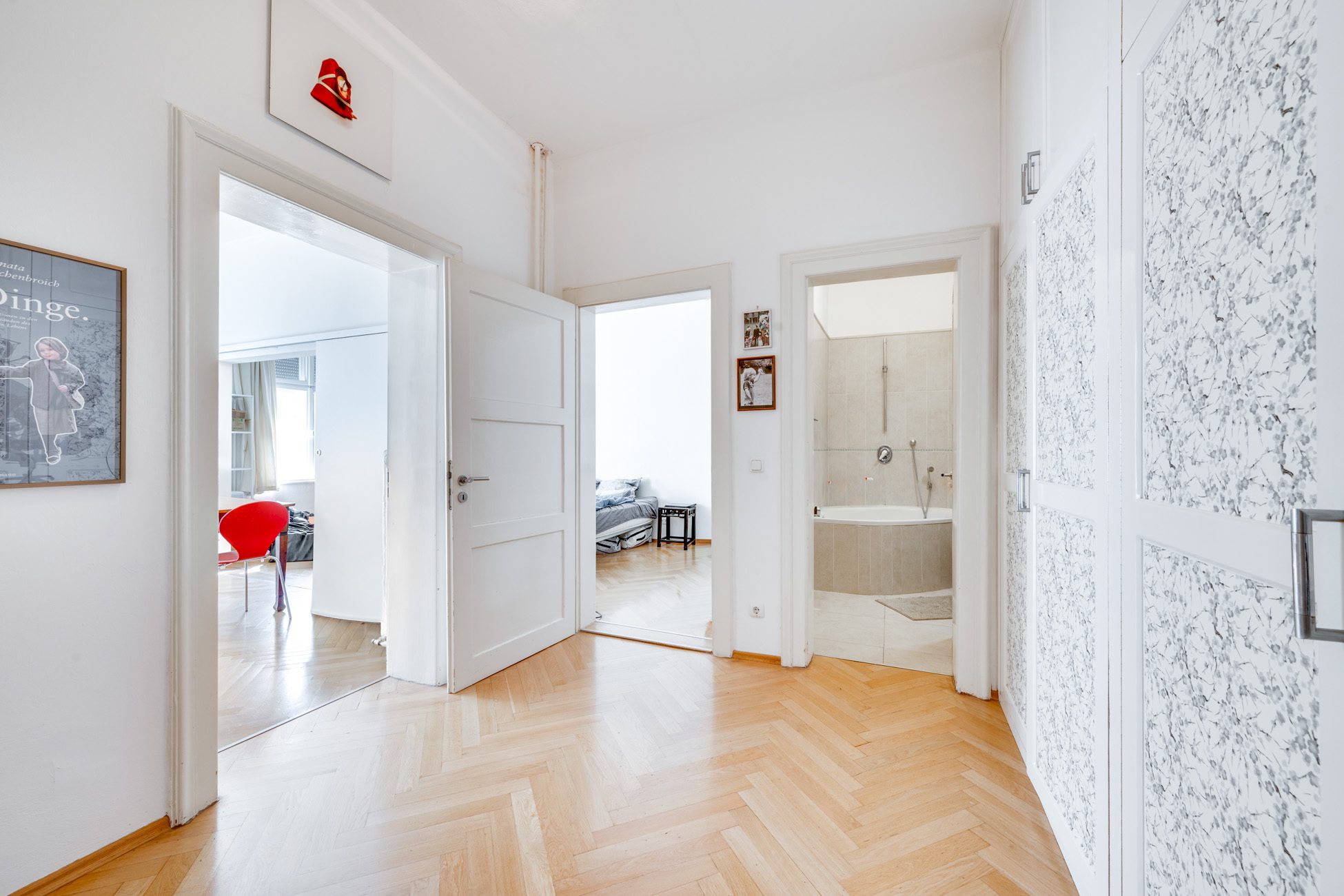 Aigner Immobilien GmbH - Immobilienangebot - 80797 München - Maxvorstadt - Etagenwohnung - Charmante Altbauwohnung in Bestlage Schwabing mit großem Balkon in Innenhoflage