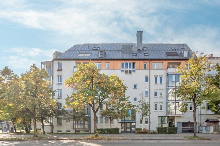 Aigner Immobilien GmbH - Immobilienangebot - 81541 München - Ramersdorf - Dachgeschosswohnung - AIGNER - Großzügige 3-Zimmer-Dachgeschosswohnung mit sonniger Südwestterrasse