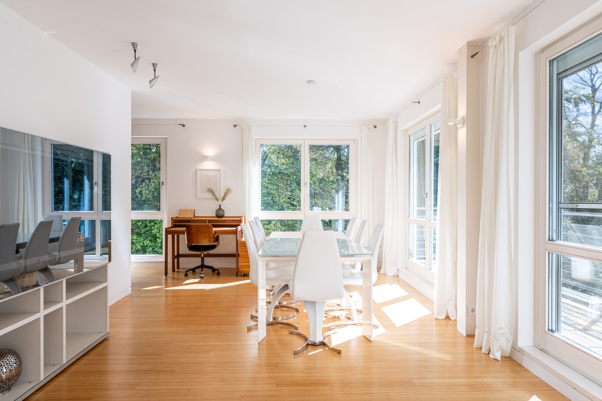 Aigner Immobilien GmbH - Immobilienangebot - 81479 München - Thalkirchen - Penthouse - Prinz-Ludwig-Höhe: Urbaner Luxus trifft Natur - Exklusives Penthouse mit privater Dachterrasse und Blick ins Grüne
