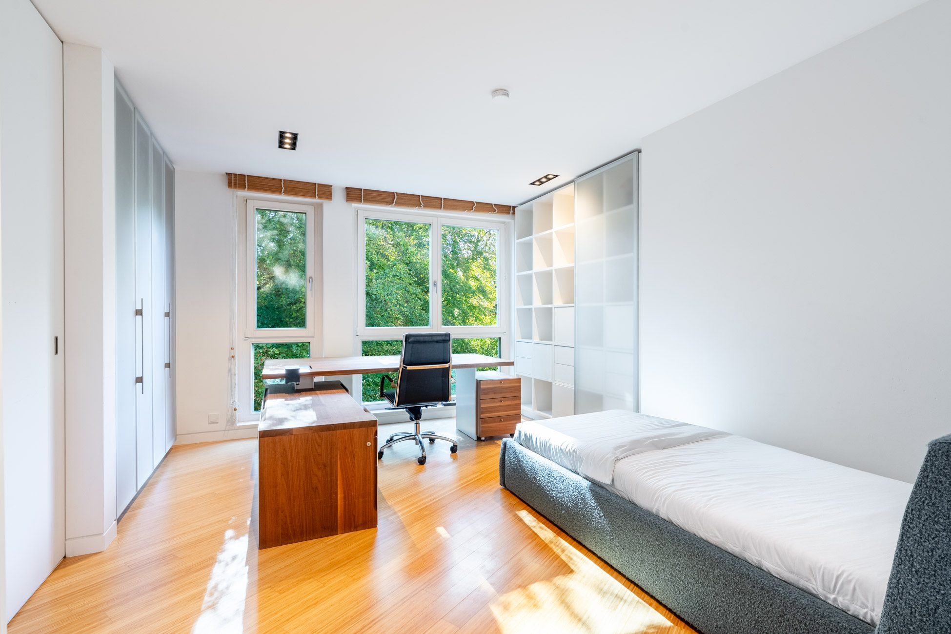 Aigner Immobilien GmbH - Immobilienangebot - 81479 München - Thalkirchen - Penthouse - Prinz-Ludwig-Höhe: Urbaner Luxus trifft Natur - Exklusives Penthouse mit privater Dachterrasse und Blick ins Grüne
