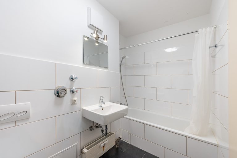Aigner Immobilien GmbH - Immobilienangebot - 81679 München - Herzogpark - Etagenwohnung - Wohnen im Herzogpark: Großzügige 3-Zimmer-Wohnung mit Westbalkon