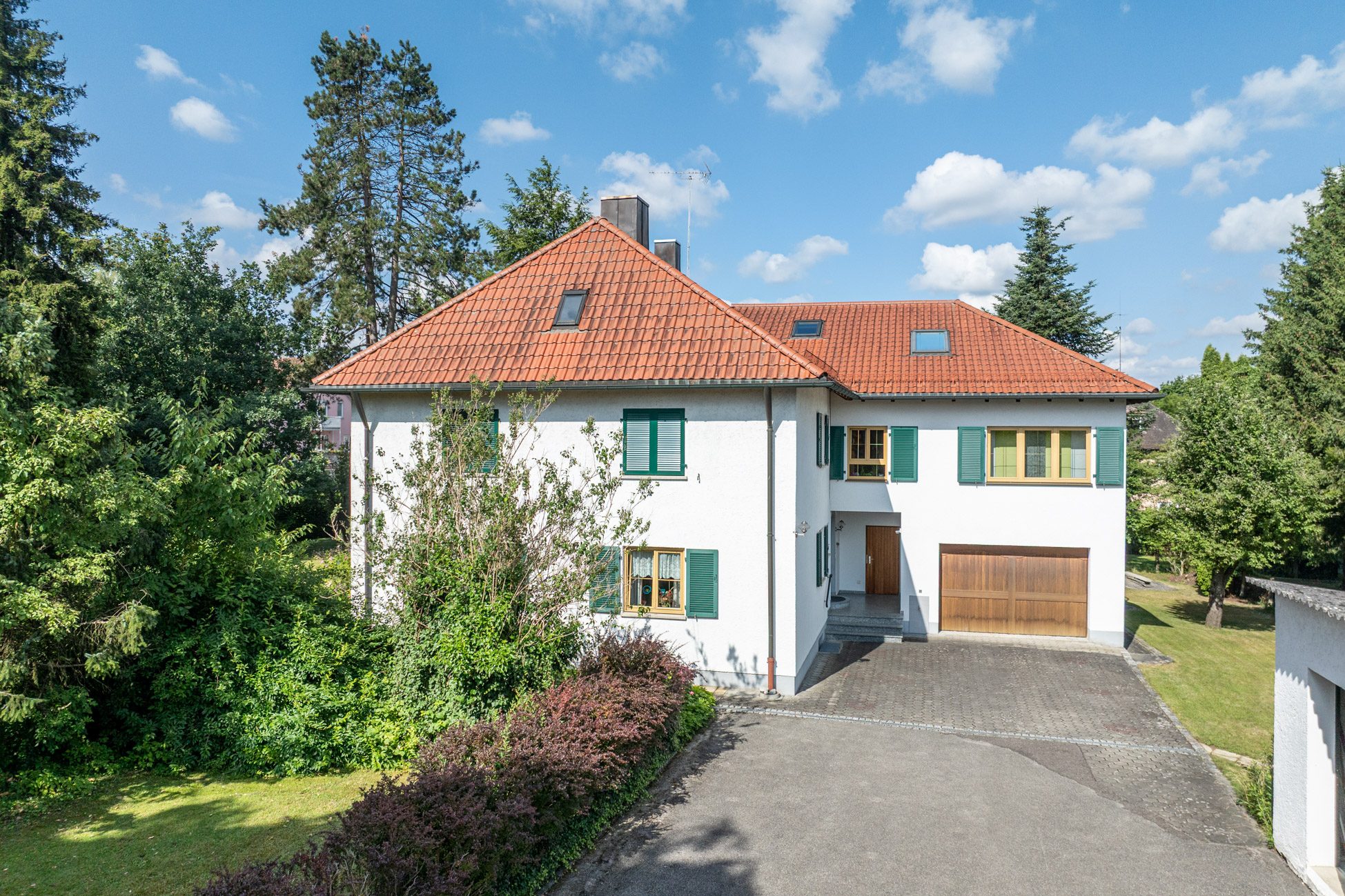 Aigner Immobilien GmbH - Immobilienangebot - 85235 Odelzhausen - Odelzhausen - Erdgeschosswohnung - Großzügige Erdgeschosswohnung mit Schlossgarten