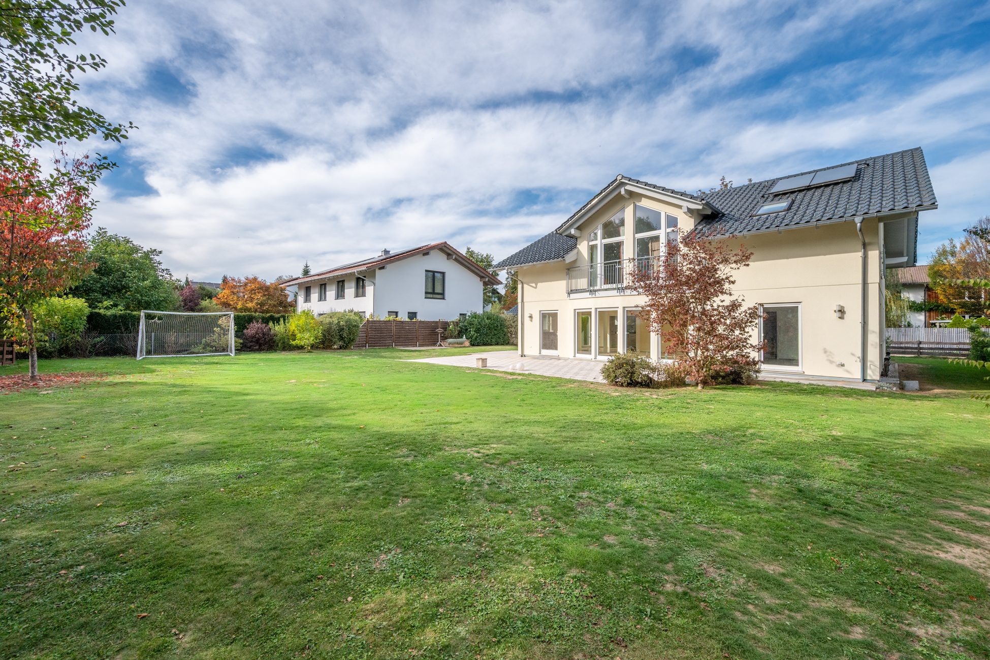 Aigner Immobilien GmbH - Immobilienangebot - 82054 Sauerlach - Sauerlach - Einfamilienhaus - Viel Raum zum Leben – Einfamilienhaus mit großem Grundstück