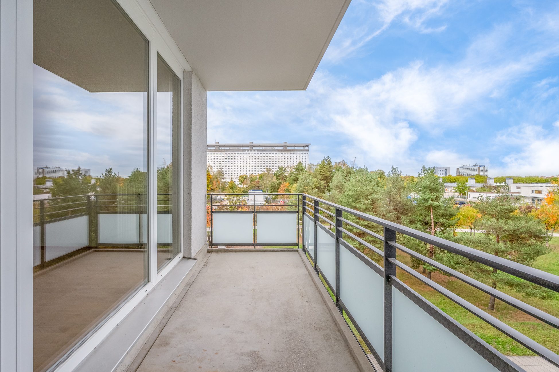 Aigner Immobilien GmbH - Immobilienangebot - 81377 München - Hadern - Etagenwohnung - Selbstbezug oder Kapitalanlage: Renovierte 2 Zimmer Wohnung mit Balkon / Klinikum Großhadern