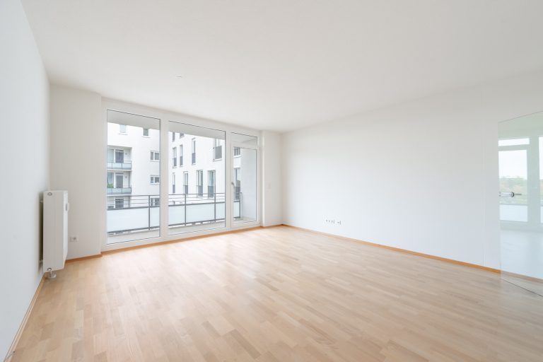 Aigner Immobilien GmbH - Immobilienangebot - 81377 München - Hadern - Etagenwohnung - Selbstbezug oder Kapitalanlage: Renovierte 2 Zimmer Wohnung mit Balkon / Klinikum Großhadern