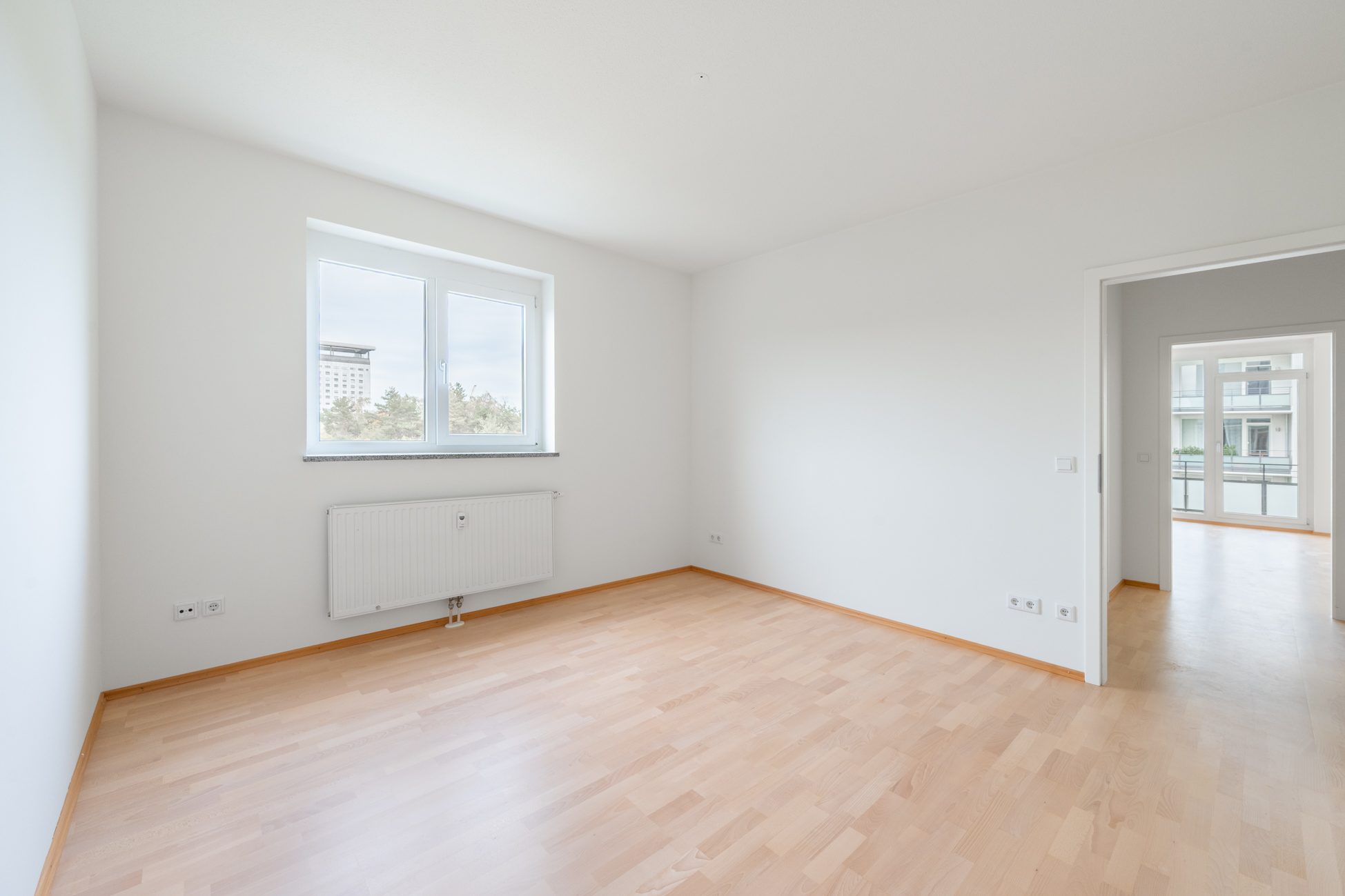 Aigner Immobilien GmbH - Immobilienangebot - 81377 München - Hadern - Etagenwohnung - Selbstbezug oder Kapitalanlage: Renovierte 2 Zimmer Wohnung mit Balkon / Klinikum Großhadern