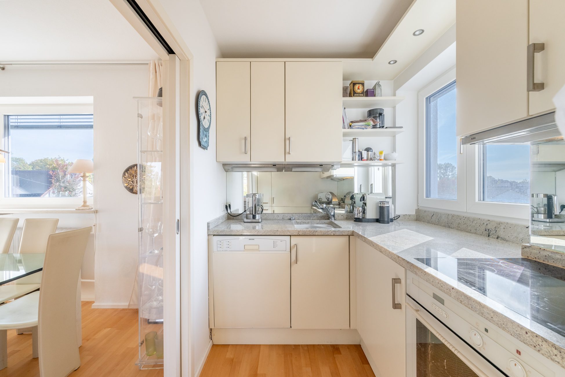 Aigner Immobilien GmbH - Immobilienangebot - 81247 München - Obermenzing - Dachgeschosswohnung - Großzügigkeit in vollkommener Privatsphäre – Exklusives Penthouse mit weitläufiger Terrasse