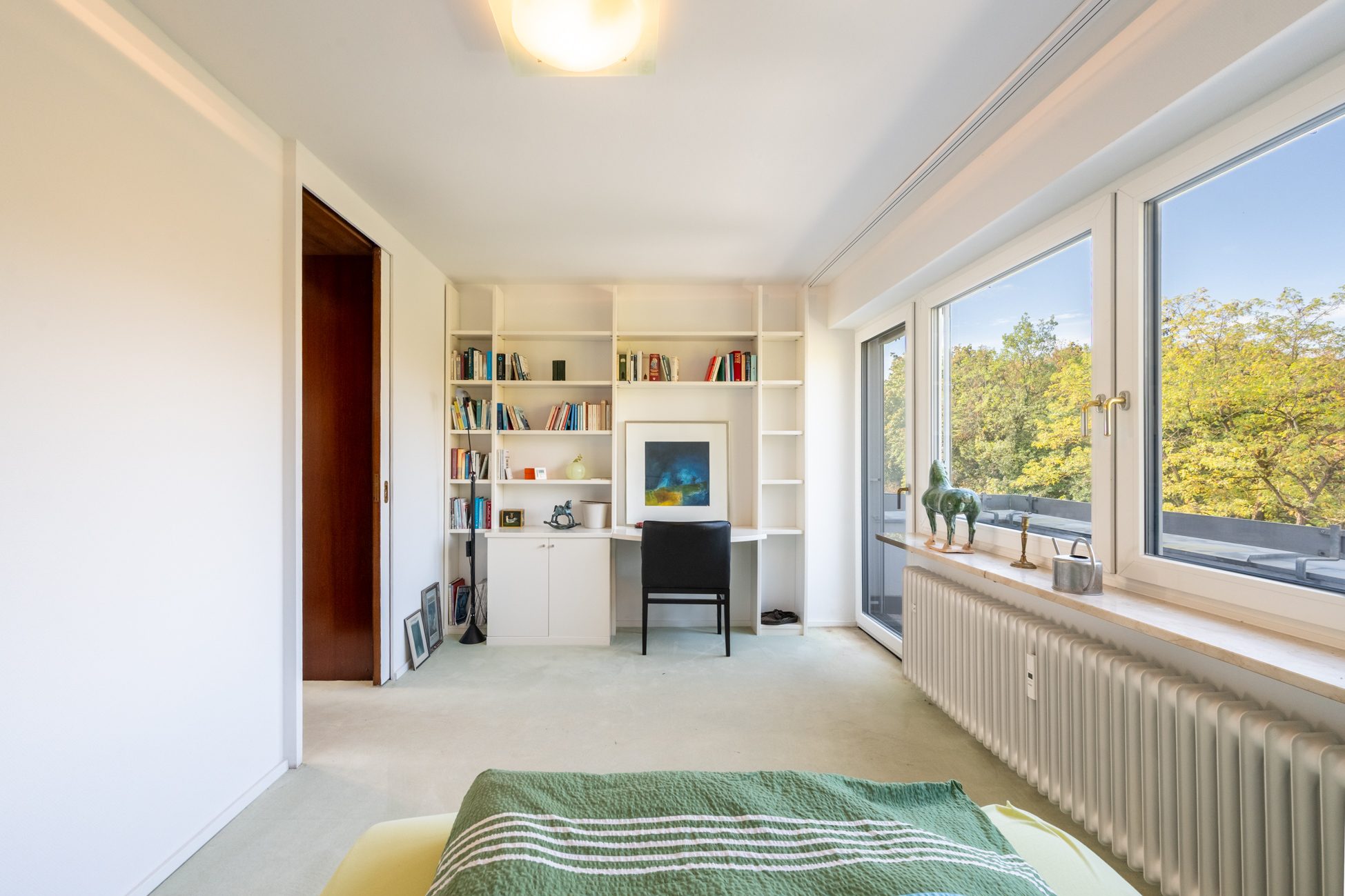 Aigner Immobilien GmbH - Immobilienangebot - 81247 München - Obermenzing - Dachgeschosswohnung - Großzügigkeit in vollkommener Privatsphäre – Exklusives Penthouse mit weitläufiger Terrasse