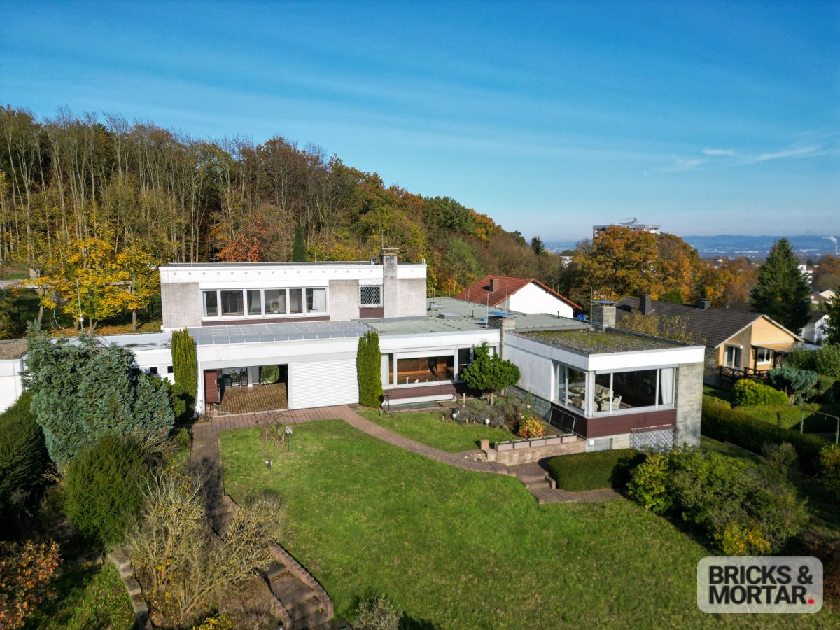 Immobilienangebot - Baunatal - Alle - Exklusive Bauhausvilla direkt am Baunsberg