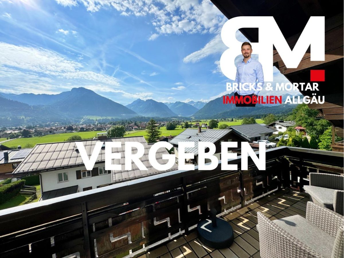 Immobilienangebot - Oberstdorf - Alle - Blick über Oberstdorf und in die Alpen - traumhaft gelegenes 2-Familienhaus in Oberstdorf