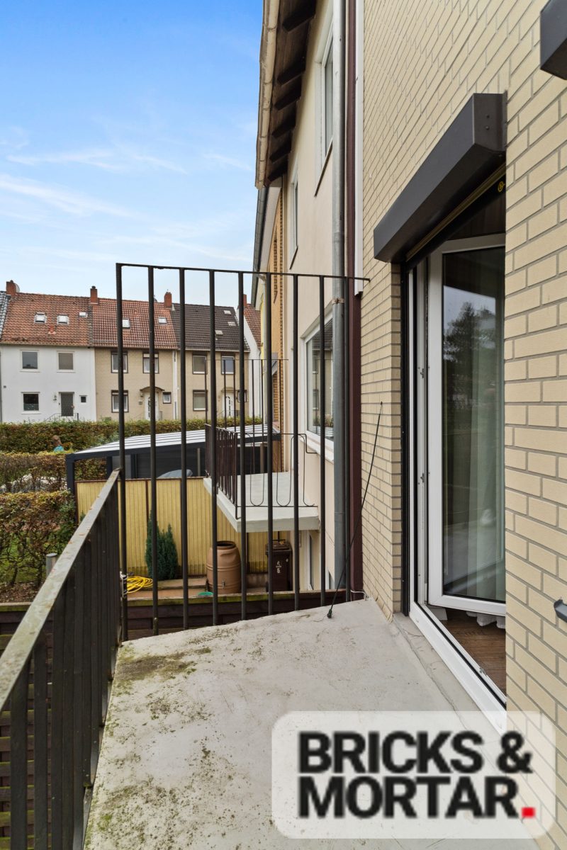 Immobilienangebot - Bremen - Alle - Reihenmittelhaus in Kattenesch - topsaniert!