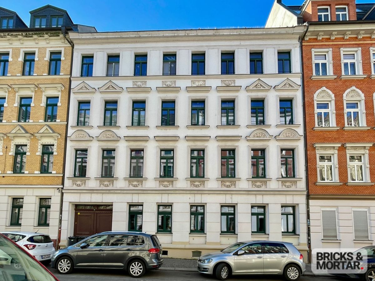 Immobilienangebot - Leipzig / Lindenau - Alle - Großzügige 3-Zimmer-Wohnung mit Balkon in gepflegtem Mehrfamilienhaus