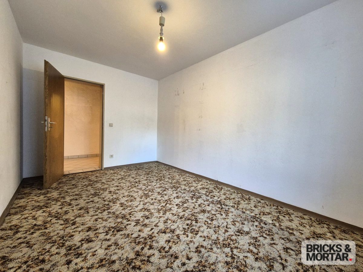 Immobilienangebot - Kraiburg am Inn - Alle - **Große 5-Zimmer-Wohnung  – Perfekt für Anleger und Eigennutzer!**