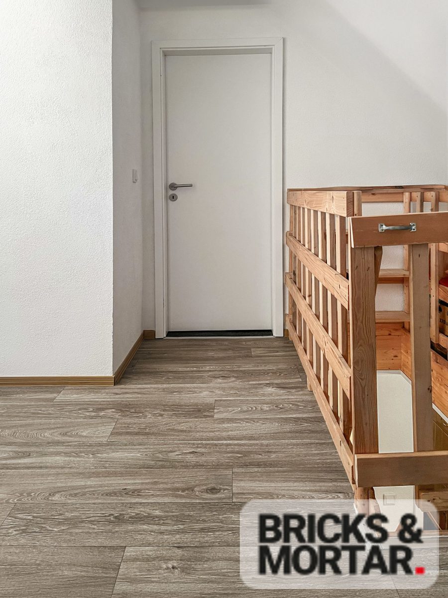 Immobilienangebot - Heinersreuth - Alle - Kernsanierte Doppelhaushälfte in Altenplos