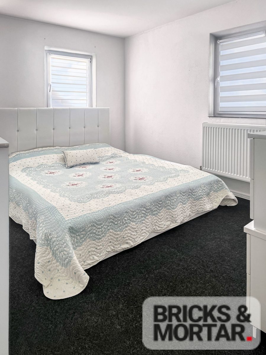 Immobilienangebot - Heinersreuth - Alle - Kernsanierte Doppelhaushälfte in Altenplos