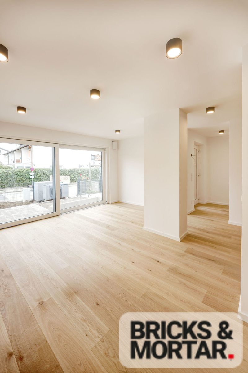 Immobilienangebot - München / Sendling-Westpark - Alle - Neuwertiges Raumwunder in Sendling: 135 m2 Effizienzhaus (A+) mit Wärmepumpe, PV-Anlage und Terrasse