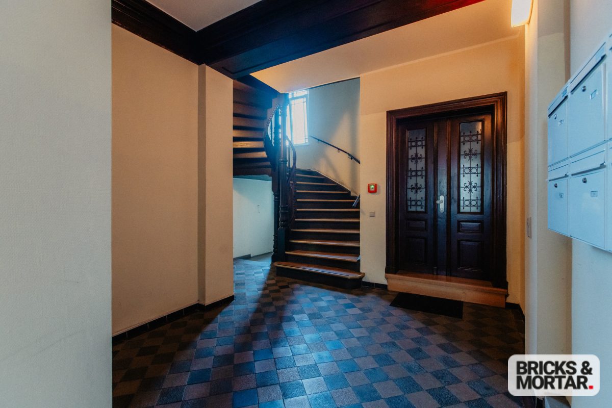 Immobilienangebot - Leipzig / Leipzig Zentrum-Süd - Alle - Großzügige 5-Zimmer-Altbauwohnung im Herzen Leipzigs – Stilvoll wohnen im Zentrum-Süd!