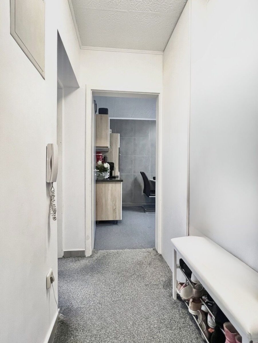Immobilienangebot - Augsburg - Alle - Gepflegte 2,5-Zimmer Erdgeschosswohnung in Augsburg-Haunstetten