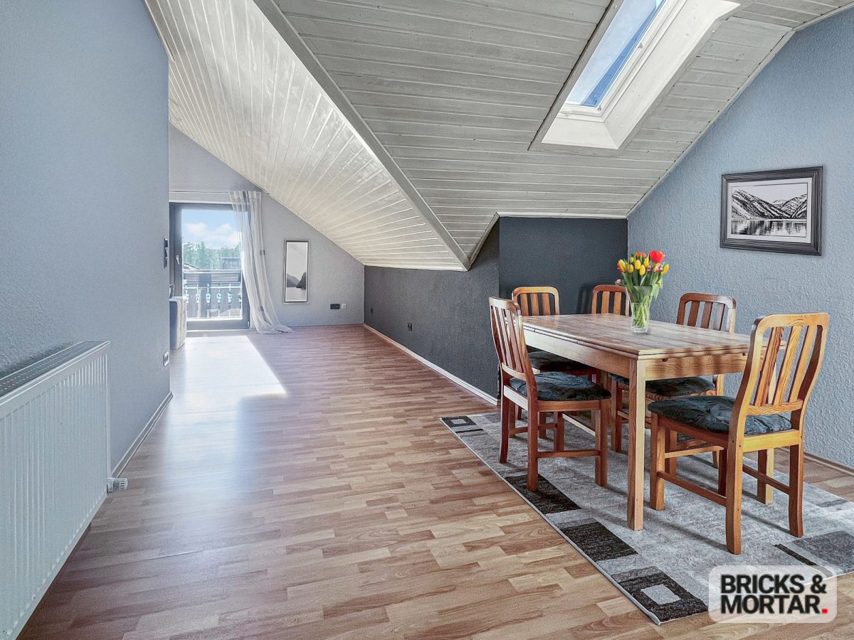 Immobilienangebot - Konradsreuth - Alle - Großzügiges Einfamilienhaus mit Einliegerwohnung und Doppelgarage