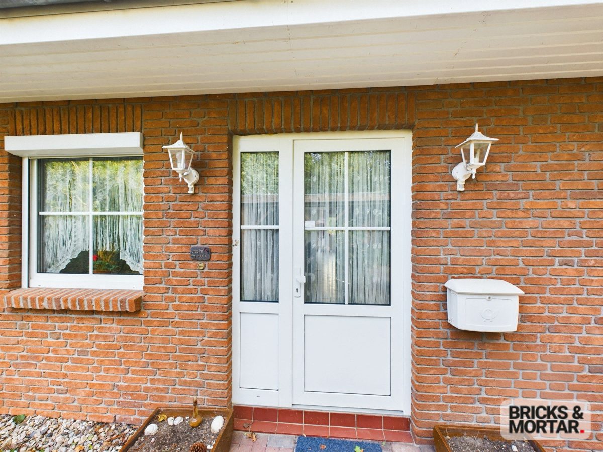 Immobilienangebot - Böel - Alle - Gepflegter Winkelbungalow auf sonnigem großen Grundstück
