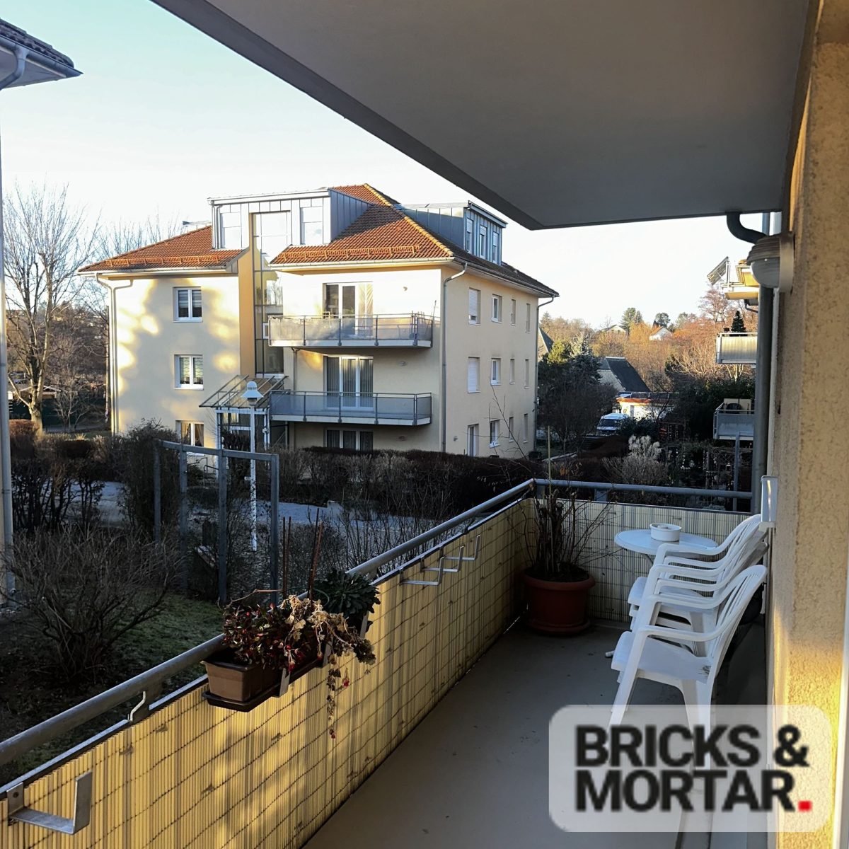 Immobilienangebot - Dresden - Alle - Attraktive Kapitalanlage: Vermietete 3-Zimmer-Wohnung in gepflegtem Wohnpark