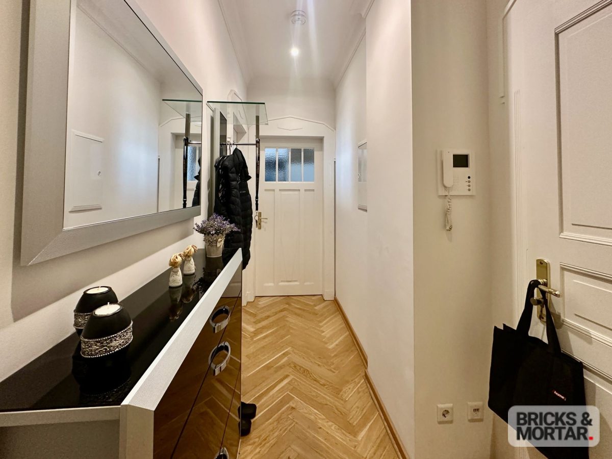 Immobilienangebot - Leipzig - Alle - Moderne Eigentumswohnung in historischem Gebäude – Wohnen mit Charme und Komfort