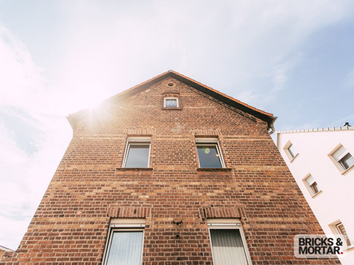 Immobilienangebot - Krostitz - Alle - Ihr neues Traumhaus – Charmanter Wohnkomfort mit vielseitigen Möglichkeiten!