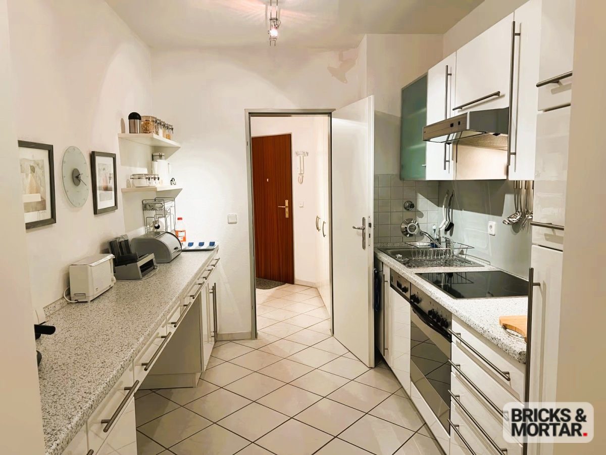 Immobilienangebot - Dresden - Alle - Exklusive 2-Zimmer-Erdgeschosswohnung nahe der TU Dresden – Möbliert mit Terrasse – zu verkaufen