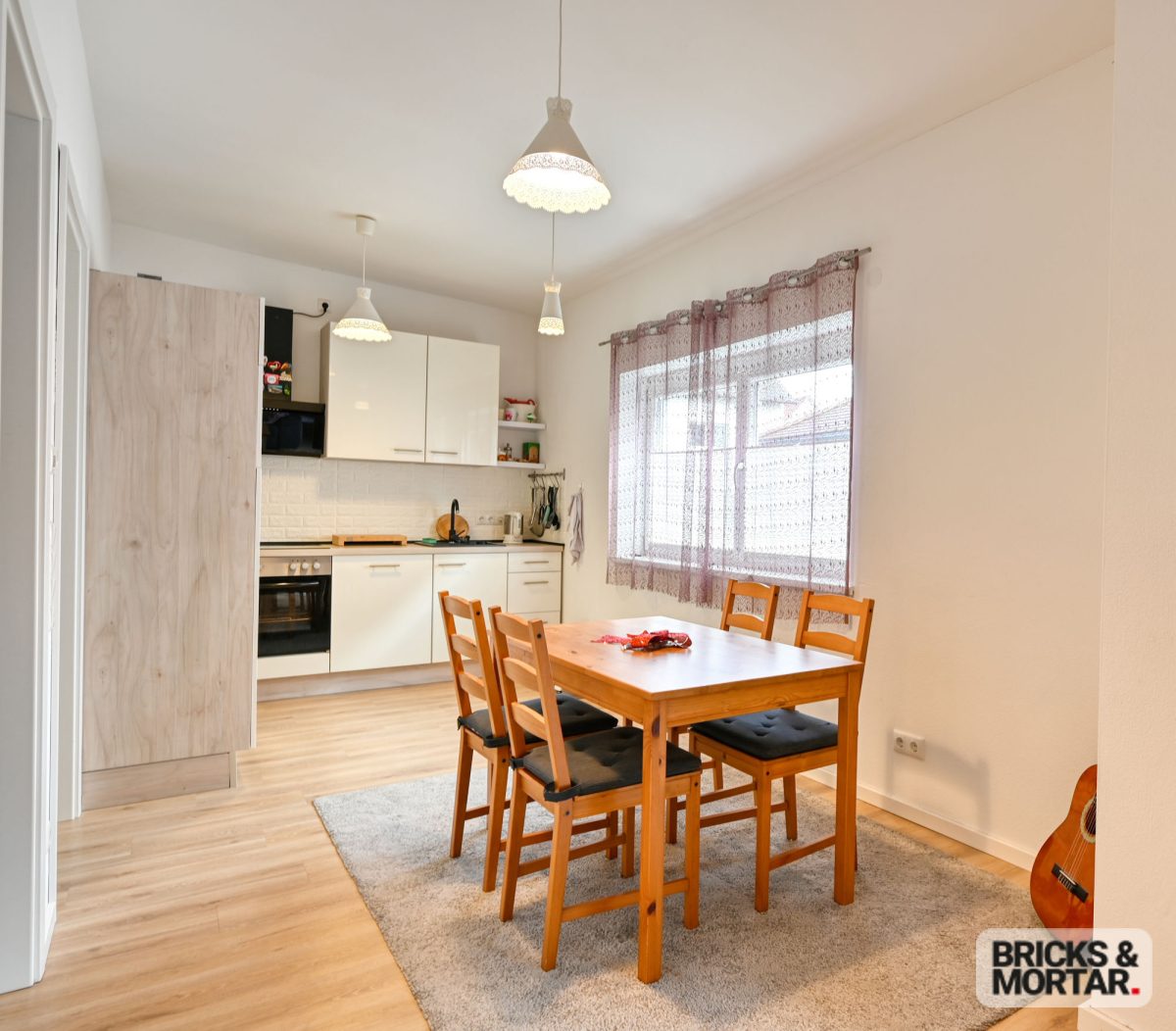 Immobilienangebot - Mindelheim - Alle - Attraktiver Bungalow 2018 ausgebaut in Mindelheim - Wohnen auf einer Ebene mit ca. 100 m²