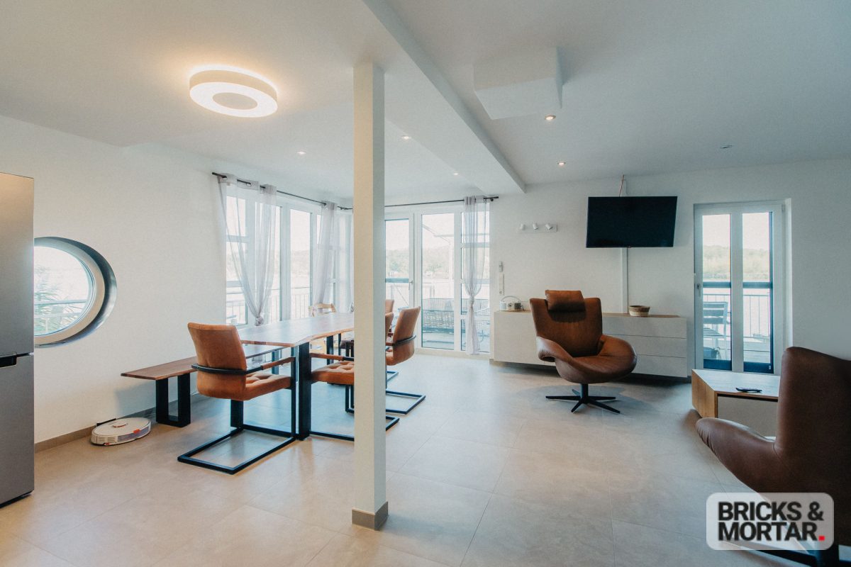 Immobilienangebot - Neukieritzsch - Alle - Exklusives Seeanwesen mit privatem Bootsanleger – Luxus, Natur & Ruhe in Perfektion