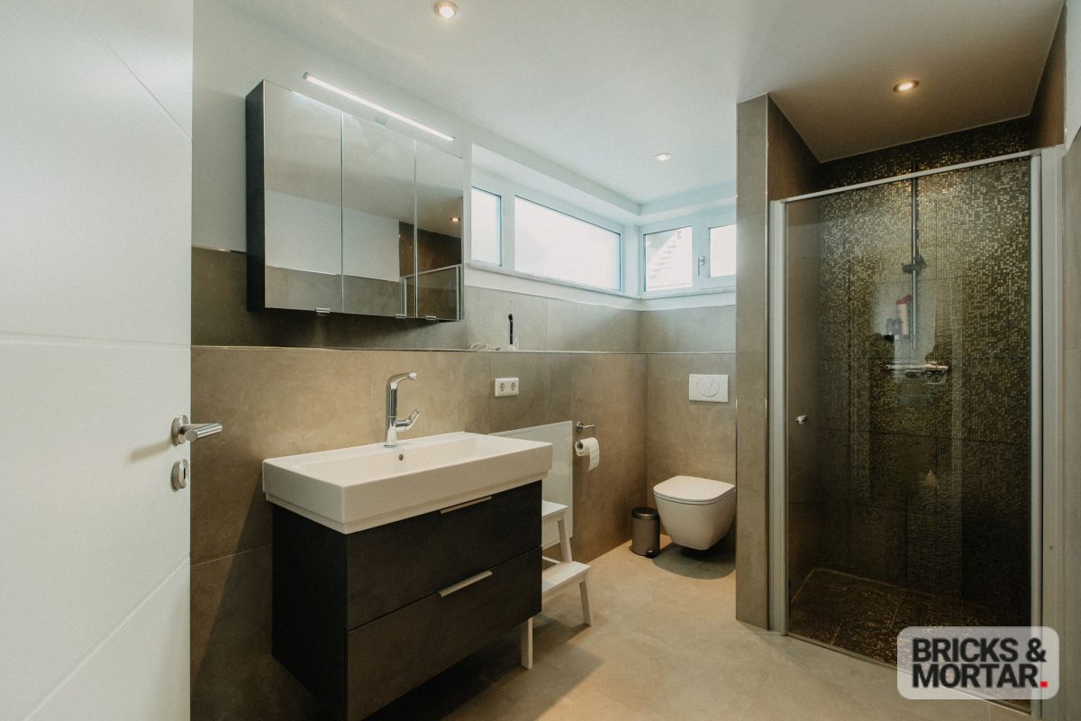 Immobilienangebot - Neukieritzsch - Alle - Exklusives Seeanwesen mit privatem Bootsanleger – Luxus, Natur & Ruhe in Perfektion