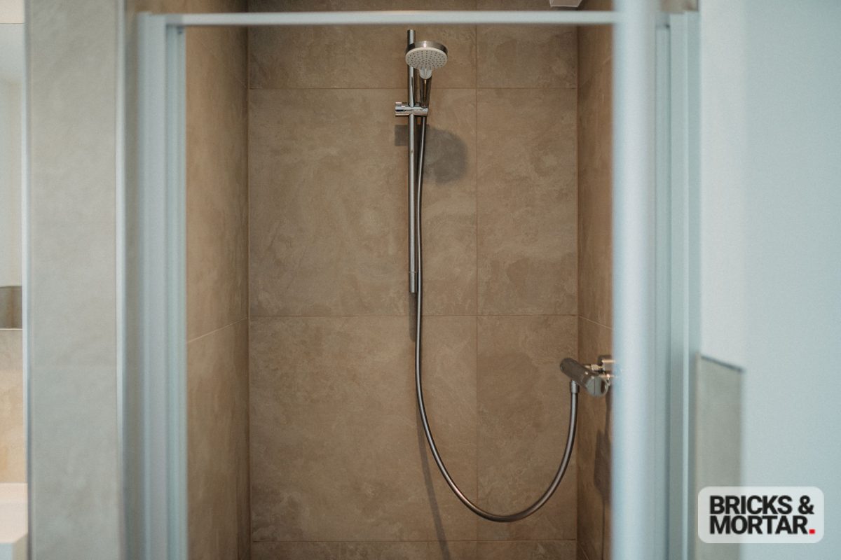 Immobilienangebot - Neukieritzsch - Alle - Exklusives Seeanwesen mit privatem Bootsanleger – Luxus, Natur & Ruhe in Perfektion