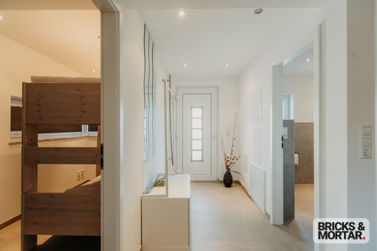 Immobilienangebot - Neukieritzsch - Alle - Exklusives Seeanwesen mit privatem Bootsanleger – Luxus, Natur & Ruhe in Perfektion