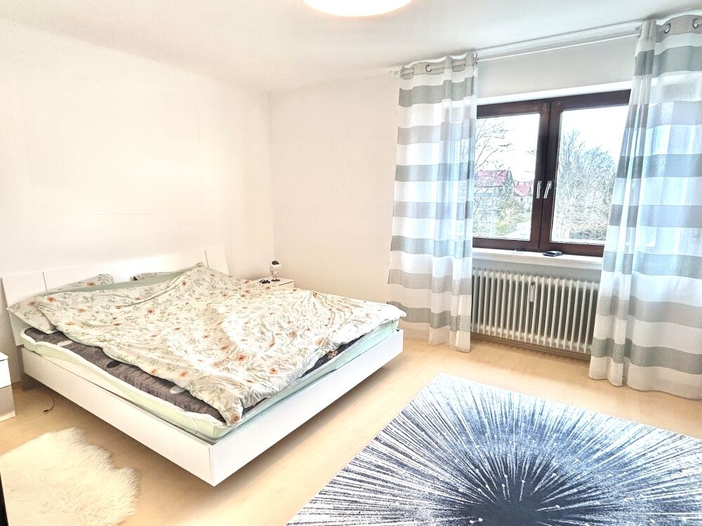 Immobilienangebot - Königsbrunn - Alle - Vermietete 2-Zimmer-Wohnung mit 63 m² und Balkon in Königsbrunn