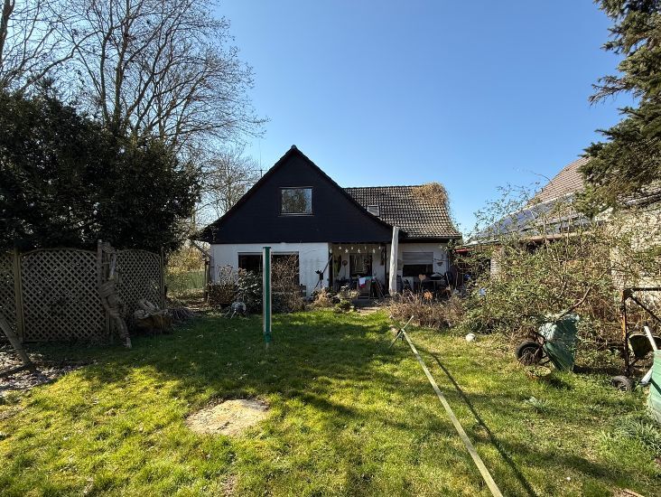 Immobilienangebot - Neuss - Alle - +++Neuss: Ihr Traumhaus am Rande der Stadt mit Kamin, Terrasse und  viel Platz zum Entspannen!+++
